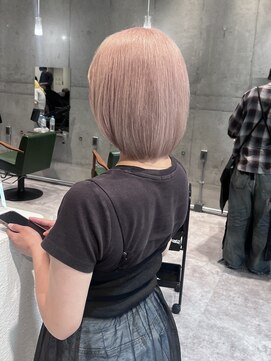 モニカ 栄店(MONIQA) ピンクベージュ