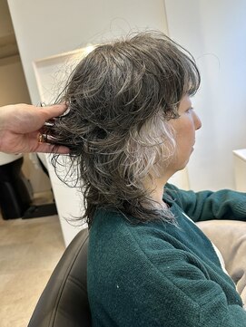 セルン(cerne) ウルフカットレイヤーカットウルフパーマショートミディアム