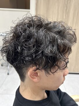 アッドバイケンジ(Add.. by KENJE) スパイラルパーマ　【戸塚/戸塚駅】