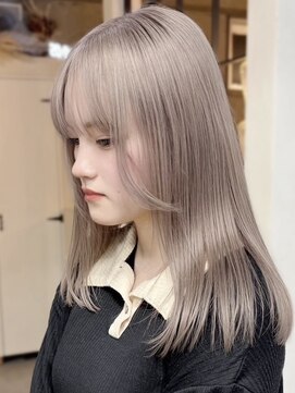 ジィルム(XELM) ハイライトカラーミルクティーベージュレイヤーカット