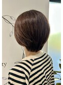 秋色カラーのショートボブ