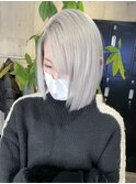 ホワイトベージュ