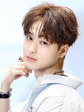 リップス 心斎橋(LIPPS) フェザーコンマ