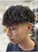扱いやすいパーマ。縦落ちツイスパ