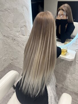 ラシック(Rachic) 王道ハイトーンベージュグラデ