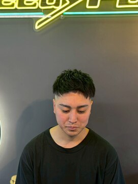 グリーディーフォックス 三軒茶屋(GreedyFOX) 波巻き/マッシュパーマ/ウルフ/ハイライト<理容室>三軒茶屋