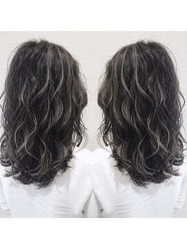 リー ルーチェ 布施(Lee Luce) デザインカラー♪グレージュスタイル☆【真栄田】