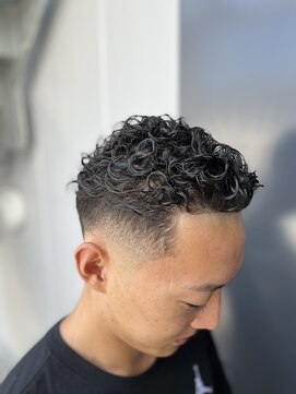 ヒロギンザ 横浜店(HIRO GINZA) スキンフェードハードパーマスタイル