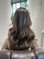 ロエ(loe)&nbsp;地毛を活かしたメリハリハイライト