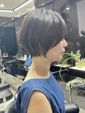 ハルキミナト ジャパン トウキョウ(HARUKI MINATO japan TOKYO) 30代40代50代耳かけショート前髪なしハンサムショートカット