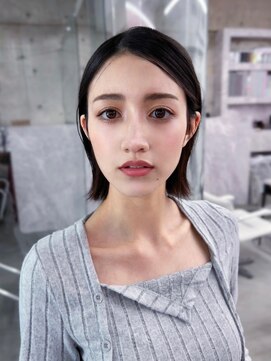 フィヴェント(Fivent) 前髪なしタイト耳掛けボブ/冬色透明感カラーでプチイメチェン☆