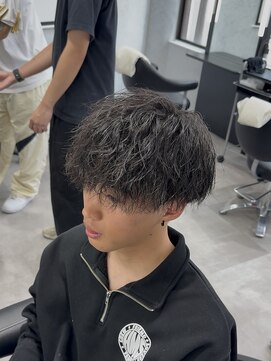 ウノ(U.No.) ツイストスパイラルパーマ