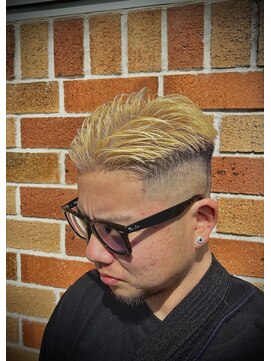 シエル ヘアアンドピース(Ciel hair peace) メンズブリーチ×フェード