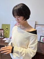 ヘアーアイストゥーレ(HAIR ICI TRE)&nbsp;くびれショートボブ顔まわりレイヤーダークグレー
