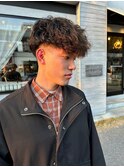 ツイストスパイラルパーマツイスパマッシュ刈り上げ眉毛カット