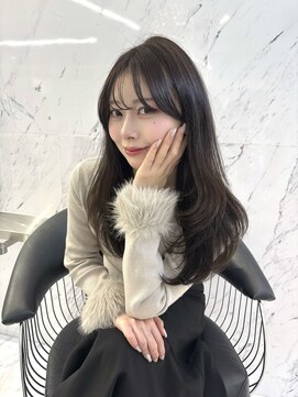 パーヴミックス(Parve Mix) 透明感カラー×レイヤーカット