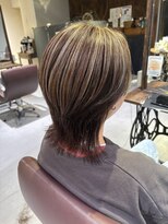 エミュー(emue) 20代30代◎レイヤーウルフ×ハイライト/明るめグレージュカラー