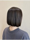 透明感グレージュ×丸みワンレンボブ