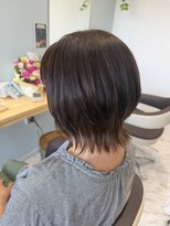 ニコア(nicoa)&nbsp;重く見せないボブレイヤースタイル