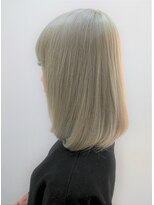 ラチャウ(La.Ciau)&nbsp;ホワイトブリーチ＆ジュエルカラー