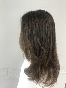 アトリエ タキ(atelier.taki) atelier.taki 坂根*ヌーディベージュ