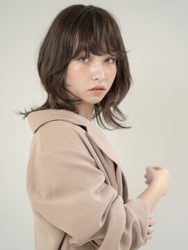 ルクスドレ 新宿(Luxe doree') くびれヘア/アースカラー/地毛風カラー/大人ヘルシー[新宿駅]