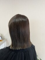 ヘアーアートミュージアム(Hair Art Museum)&nbsp;切りっぱなしスタイル、マットグレージュ