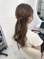 ビンナ(BINNA)&nbsp;大人可愛いルーズハーフアップ♪