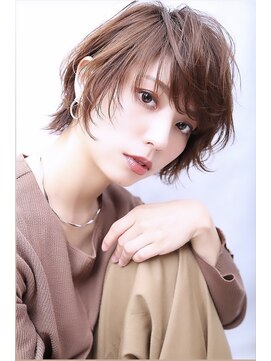 ドール 阪急高槻(DOLL) 髪質改善ショート