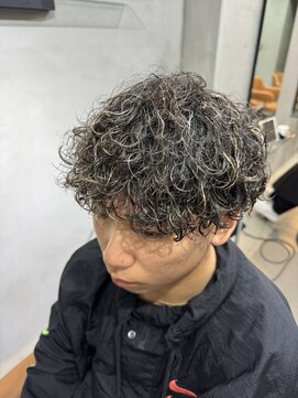 レックス 中野(rex) フェードカット/ツイスパ/波巻スパイラル/