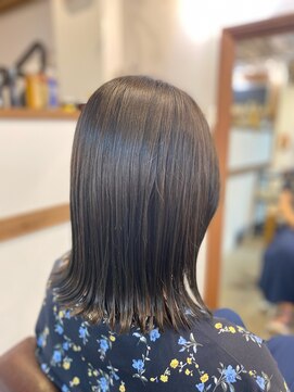 アイノベル(‘Inovel’) カット＋カラー＋oggiottoトリートメント