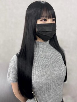 イリ 大阪(ili) ハイライトカラーミルクティーベージュレイヤーカット