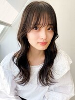 ヘアーズファイン(hair's fine)  大人美人斜めバングくびれ毛先丸みパーマ