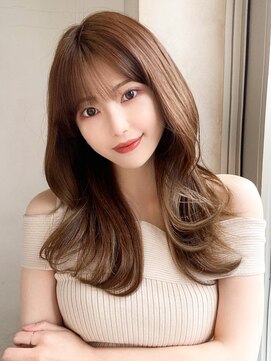 ラルユー 金山(LallYou) 30代小顔に見えるくびれヘアレイヤー × オリーブグレージュ