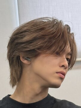 バース バイ ハピネス(BIRTH by happiness) 韓国へアカルマパーマワックスなしセンターパート黒髪ウルフ