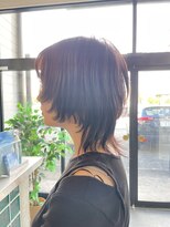 リノ 金山(Rino)&nbsp;デザインカラー/レイヤーカット/ウェットヘア/オリーブベージュ