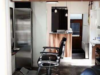 メンズサロン yadokari【ヤドカリ】