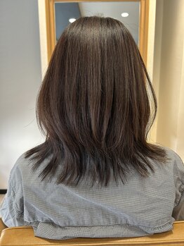 クラッシー(CLASSY)の写真/《紙屋町徒歩2分》歴10年以上のスタイリストが担当◎ダメージレス×色持ちの良さで綺麗に白髪をカバー◇