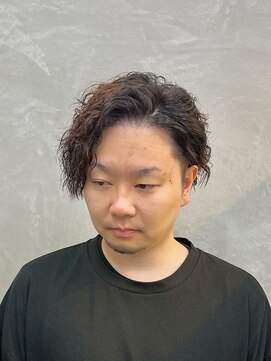 サームマン 人形町(SARM MAN) 大人世代に似合う柔らかウェーブパーマヘア