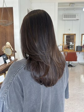 パル バイ ラベスト(Pal by lovest) ロングヘア/レイヤーカット