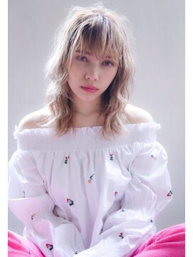 エイミー(Aimee) ゆるふわパールベージュ