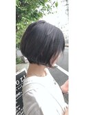 ショートボブ