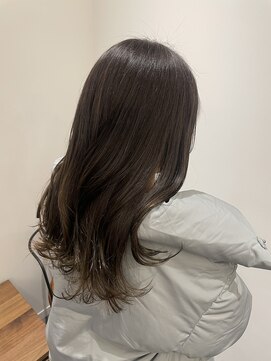 リリアーナ(LILIANA) 【LILIANA】オリーブベージュに、上品なヘア