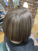 チップタップ 町田店(tip top)&nbsp;白髪ぼかしハイライト × アッシュグレージュカラー