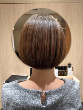 綾橘 梅雨、湿気でまとまらない髪には絹髪ストレート