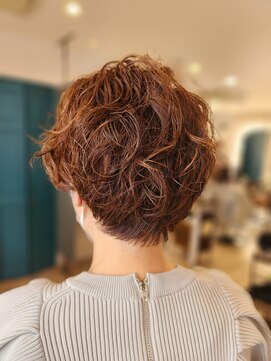 イト リトルヘアガーデン(ito. little hair garden) ハンサムショート×パーマ