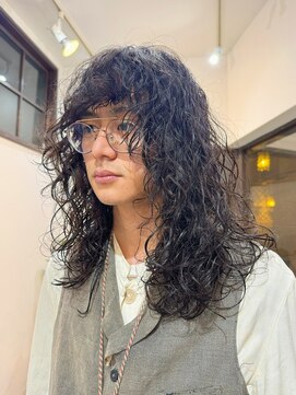 ナループロアオハナ(Nalu pu loa ohana) ロングパーマ/ロングウルフ/くるくるパーマ/ウェーブパーマ