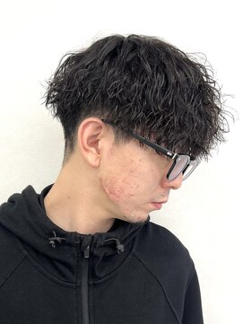 ジーニー 本厚木(Genie) ツイストスパイラルパーマ波巻きスパイラルマッシュメンズヘア