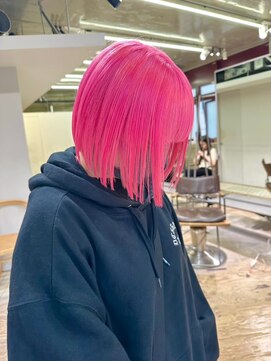 ヲタク(wotaku.) パステルピンクハイトーン派手髪カラーブリーチボブケアブリーチ