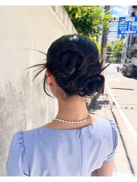 エムタニグチミュー(MTANIGUCHI Mieux) ヘアセット/ヘアアレンジ/タイトスタイル/韓国風